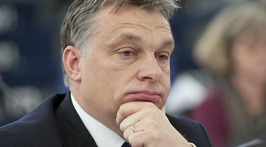 Viktor Orban während der Debatte im Europäischen Parlament